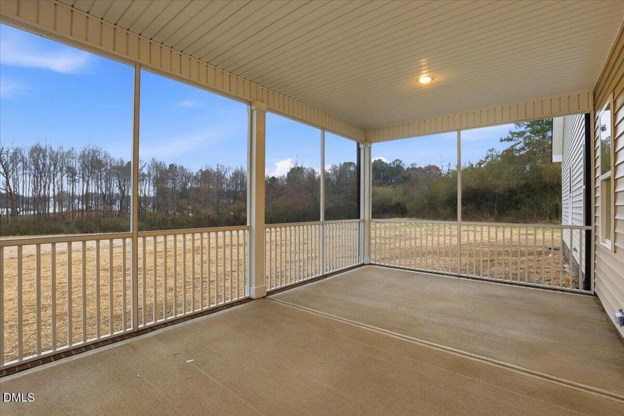 32-7379 Hill Rd-32