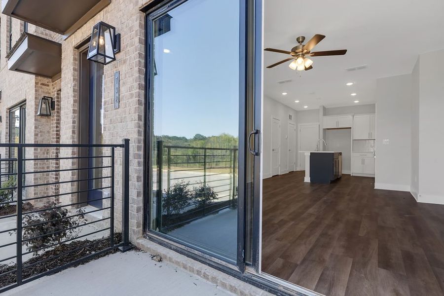 Exterior details and patio area of a home in Echo Park, Suwanee (Image 26).