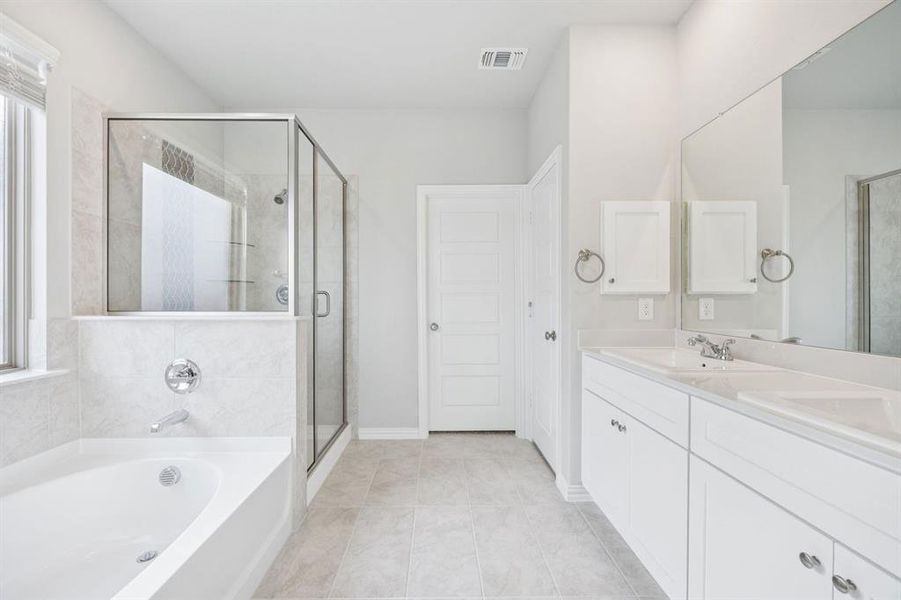 13-3909Crystal_013