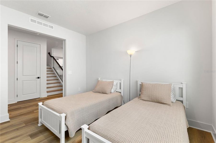 Furnished interior view inside a new home in Summerlake Reserve, Winter Garden (Image 26). Furnished interior view inside a new home in Summerlake Reserve, Winter Garden (Image 26).