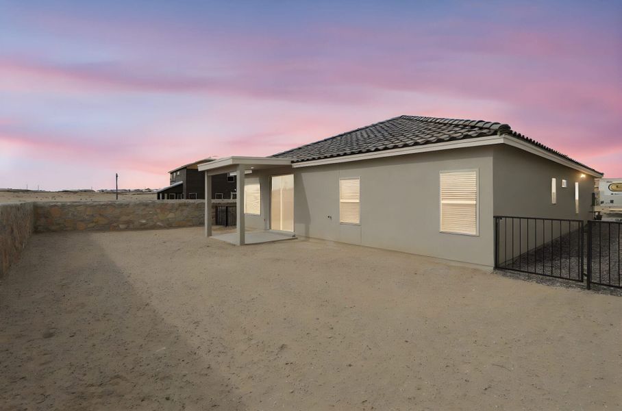 Exterior details and patio area of a home in Emerald Estates, Horizon City (Image 3).
