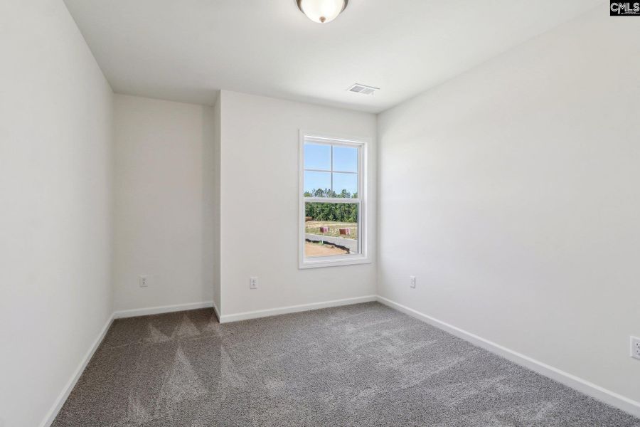 Spacious, unfurnished interior of a new home in Raglins Creek, Lugoff (Image 20).