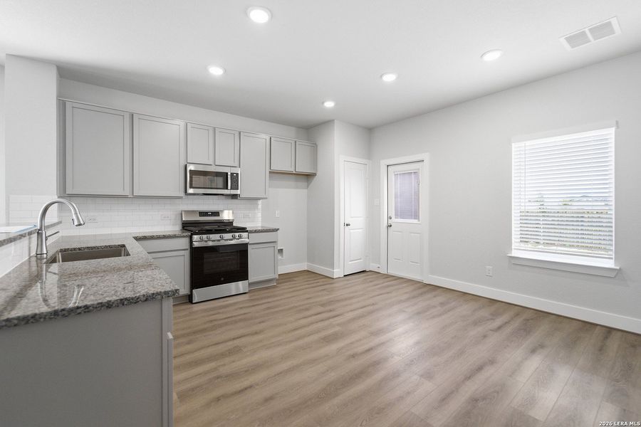 Furnished interior view inside a new home in Mesa Vista, Von Ormy (Image 10).