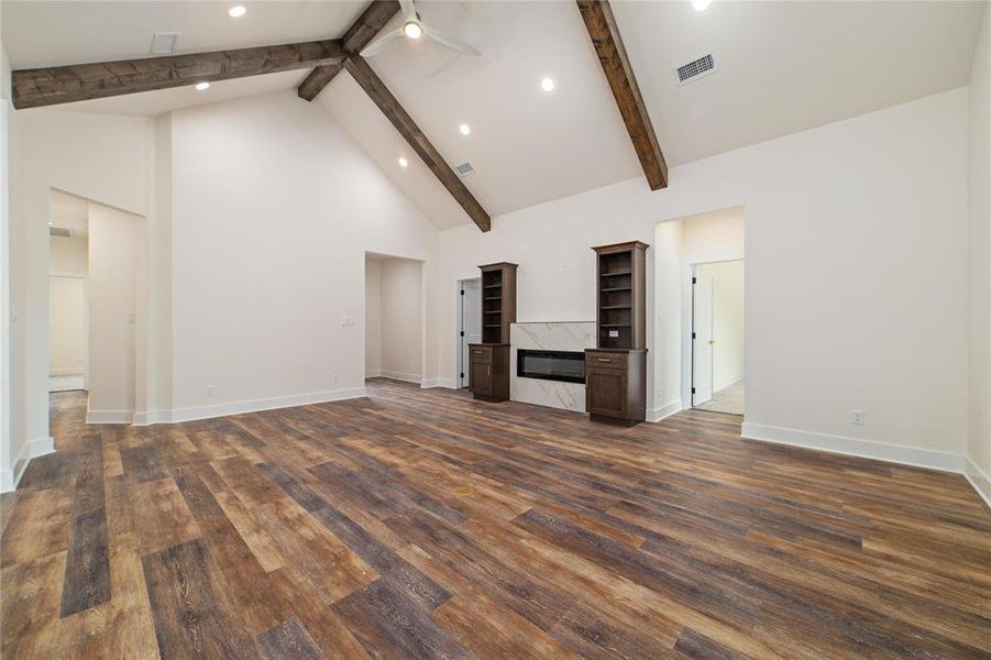 Spacious, unfurnished interior of a new home in , Brownwood (Image 16).