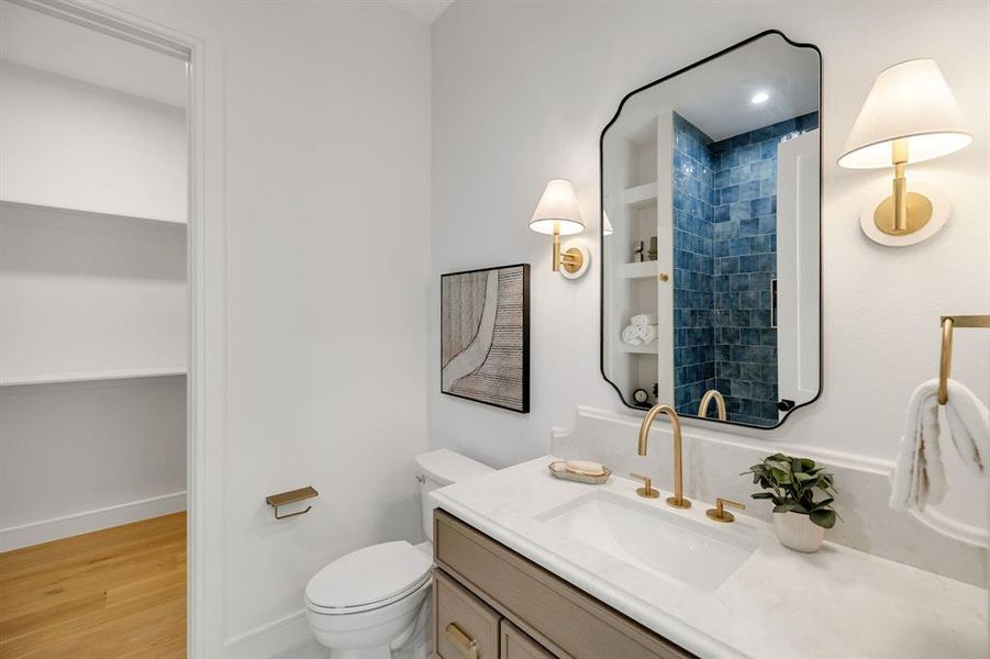 Furnished interior view inside a new home in , Dallas (Image 24). Furnished interior view inside a new home in , Dallas (Image 24).