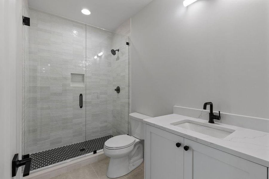 Furnished interior view inside a new home in Aster, Roswell (Image 18).