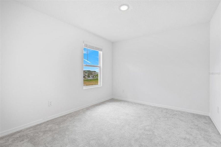 Spacious, unfurnished interior of a new home in , Winter Garden (Image 25).