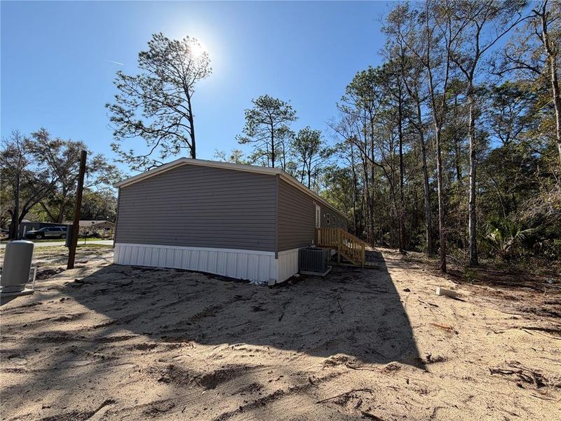 Exterior details and patio area of a home in , Crystal River (Image 24).