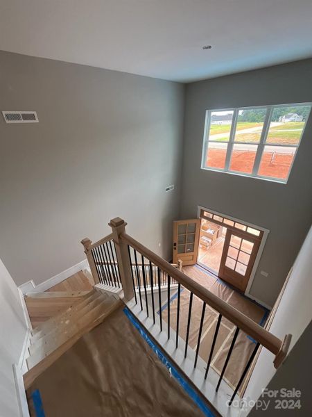 2 story foyer