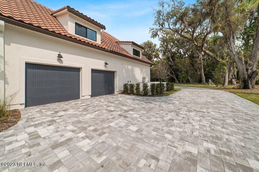 Image 79 of a home in .