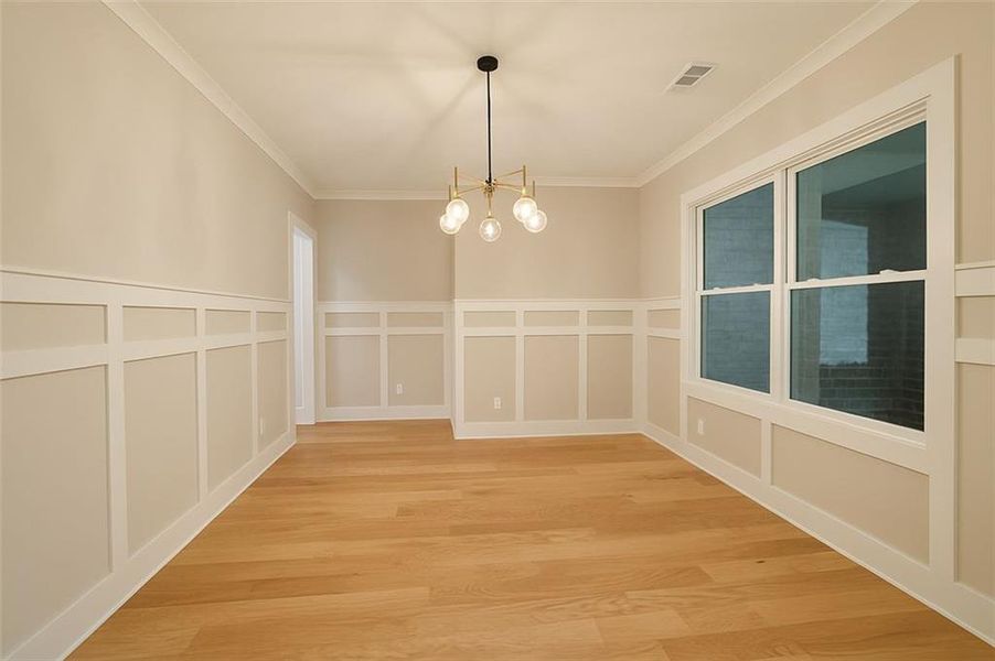 Spacious, unfurnished interior of a new home in , Marietta (Image 16).
