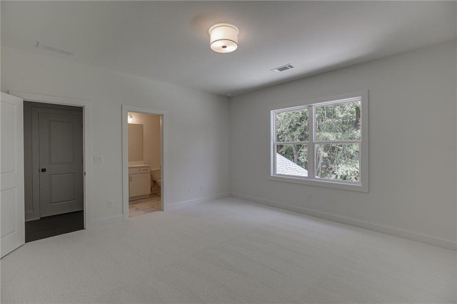 Spacious, unfurnished interior of a new home in , Buford (Image 51).