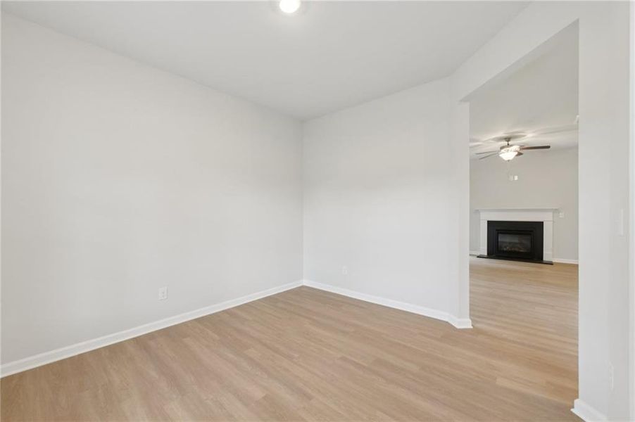 Spacious, unfurnished interior of a new home in Stephen's Landing, Loganville (Image 23).