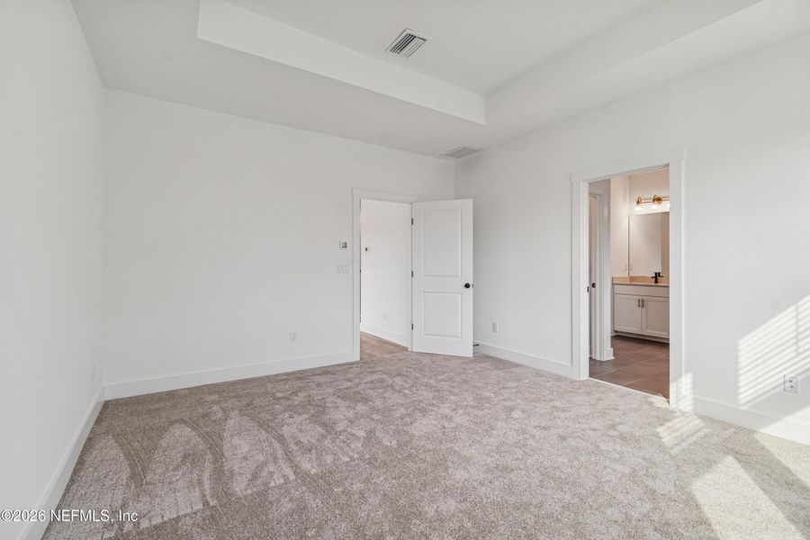 Spacious, unfurnished interior of a new home in Kettering at eTown - Traditional Collection, Jacksonville (Image 20).