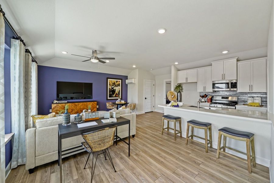 Furnished interior view inside a new home in Easton Park, Austin (Image 18). Furnished interior view inside a new home in Easton Park, Austin (Image 18).