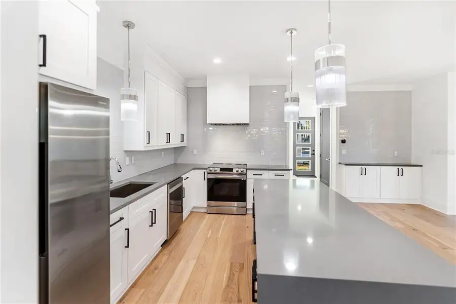 Furnished interior view inside a new home in , Sarasota (Image 6).