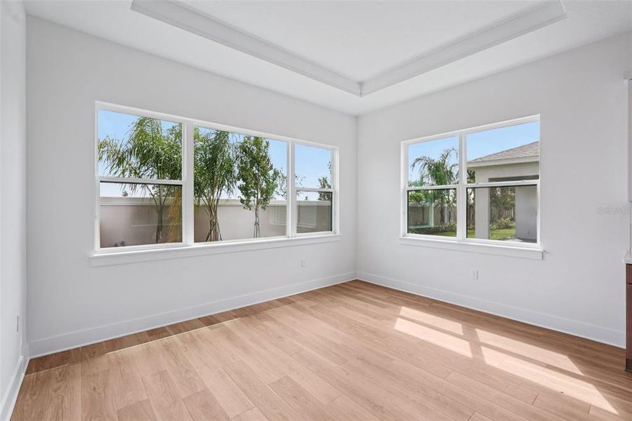 Spacious, unfurnished interior of a new home in Serengeti, Spring Hill (Image 32).