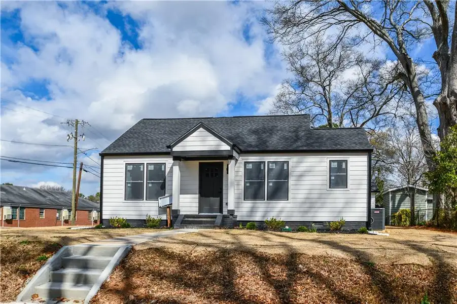 Exterior details and patio area of a home in , Atlanta (Image 3).