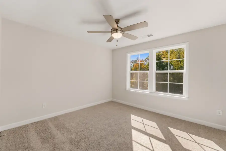 Spacious, unfurnished interior of a new home in Parris Meadows, Chesnee (Image 34).
