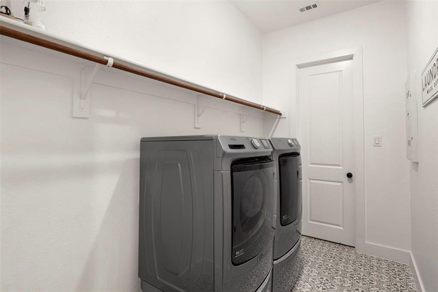 Close-up of interior finishes inside a home in The Arbors Midlothian, Midlothian (Image 21). Close-up of interior finishes inside a home in The Arbors Midlothian, Midlothian (Image 21).