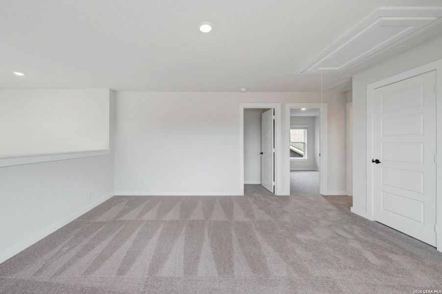 Spacious, unfurnished interior of a new home in Mayfair - Select Garden Series, New Braunfels (Image 18).