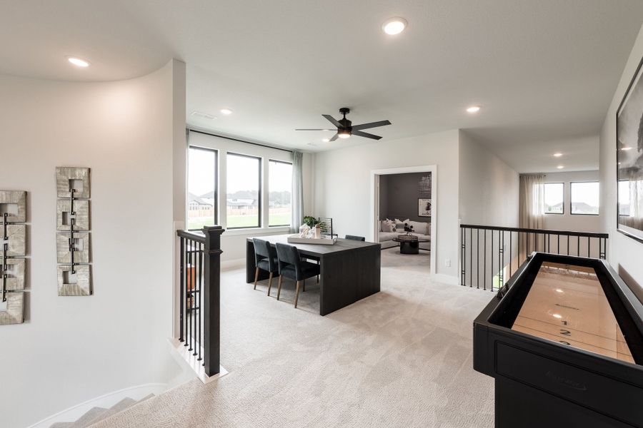 Image 23 representing the Goldeneye by Tri Pointe Homes in Tompkins Reserve, Katy, TX.