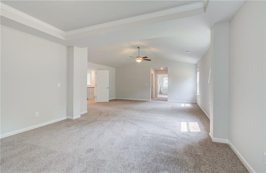 Spacious, unfurnished interior of a new home in Riverbend Overlook, Fayetteville (Image 26).