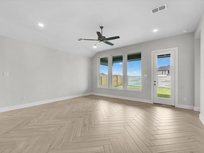 Spacious, unfurnished interior of a new home in Jubilee 50′, Hockley (Image 15). Spacious, unfurnished interior of a new home in Jubilee 50′, Hockley (Image 15).
