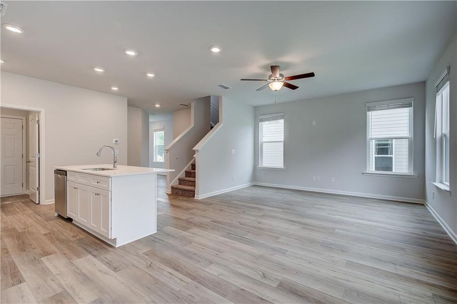 Spacious, unfurnished interior of a new home in Auburn Ridge, Riverdale (Image 17). Spacious, unfurnished interior of a new home in Auburn Ridge, Riverdale (Image 17).