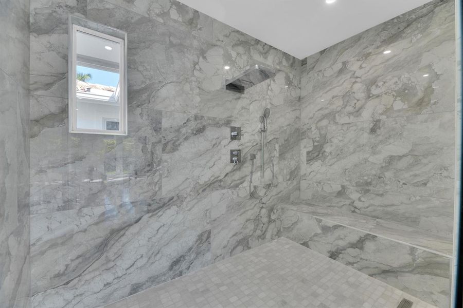 Close-up of interior finishes inside a home in , Fort Lauderdale (Image 15).