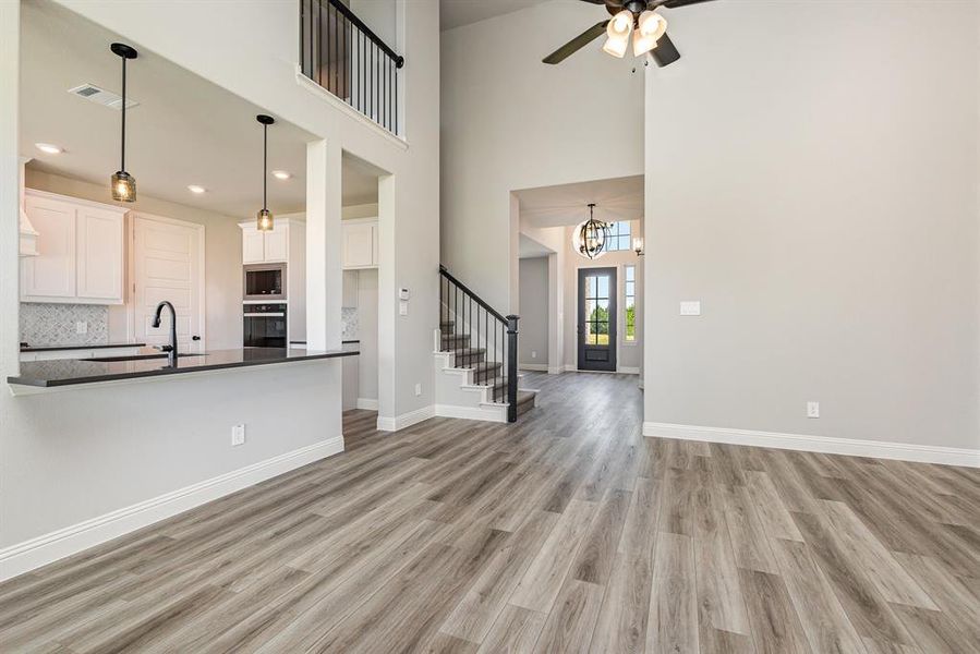 Furnished interior view inside a new home in Sagebrush Addition, Midlothian (Image 8).
