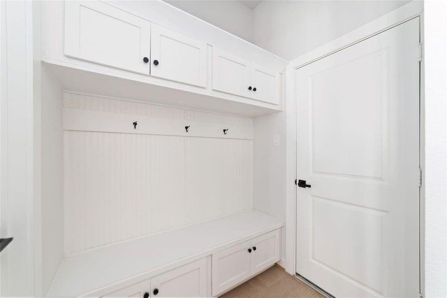 Spacious, unfurnished interior of a new home in Elyson 45' & 70', Katy (Image 14).