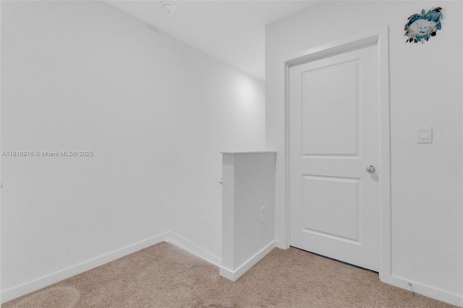 Spacious, unfurnished interior of a new home in , Florida City (Image 19). Spacious, unfurnished interior of a new home in , Florida City (Image 19).