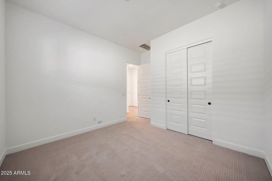 1027 Bed 3 1027 Bed 3