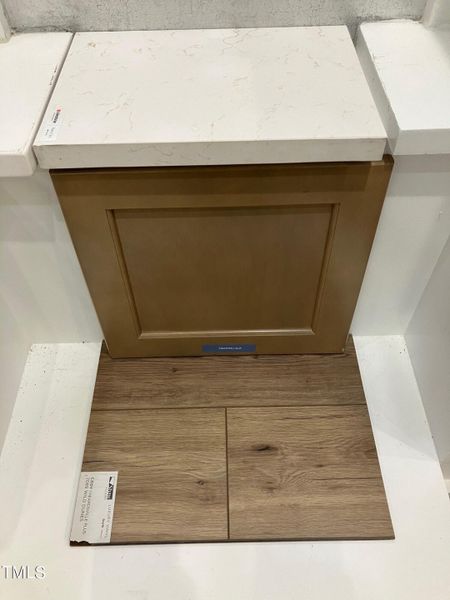 445 KF FM - Kitchen Island Photo