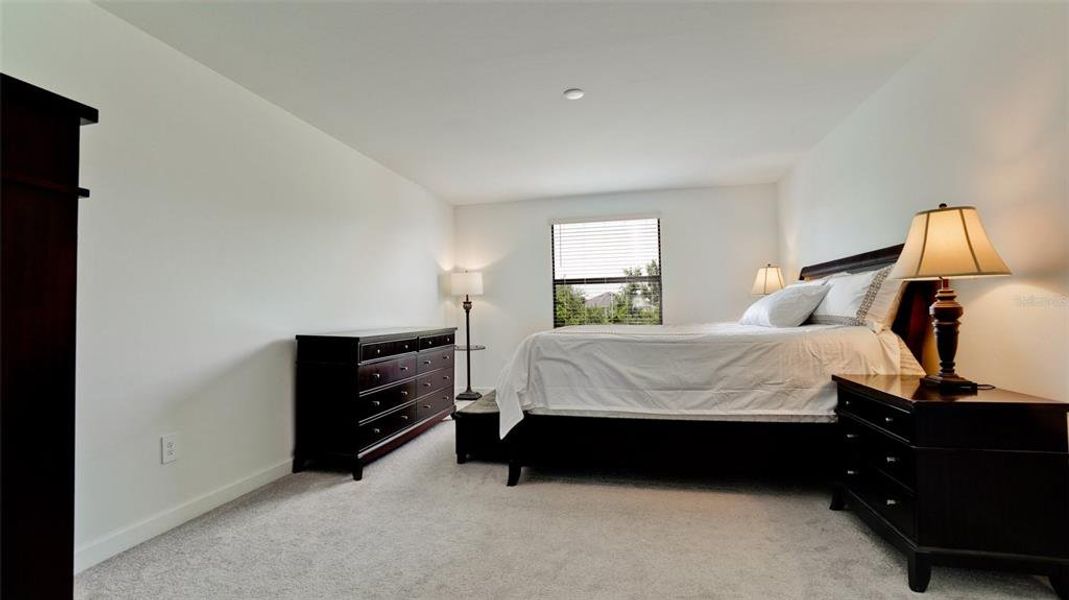 Furnished interior view inside a new home in , Bradenton (Image 11).