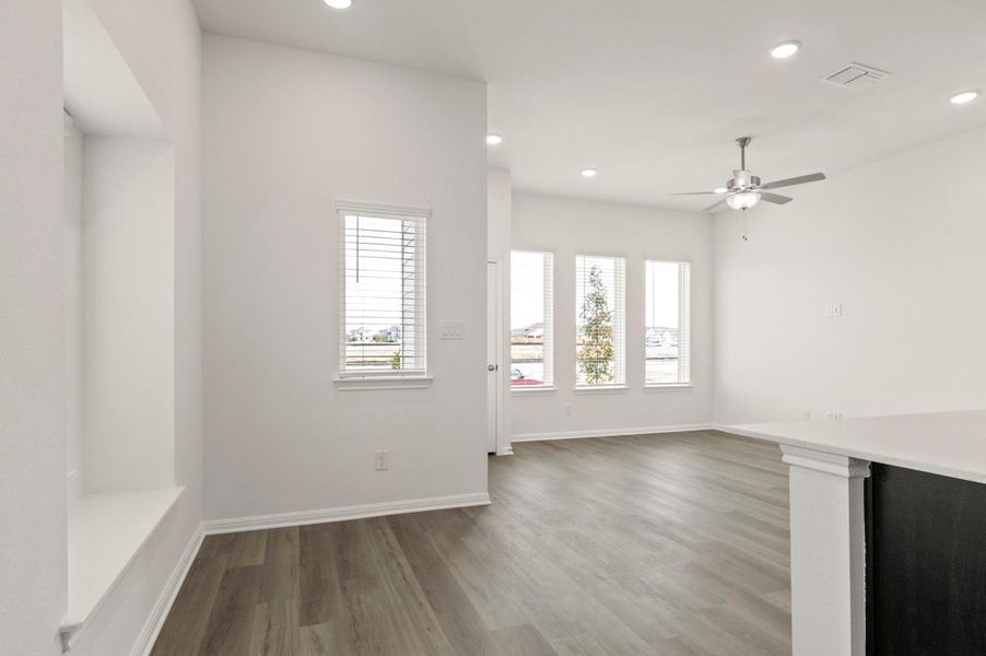 Spacious, unfurnished interior of a new home in Trace, San Marcos (Image 20).