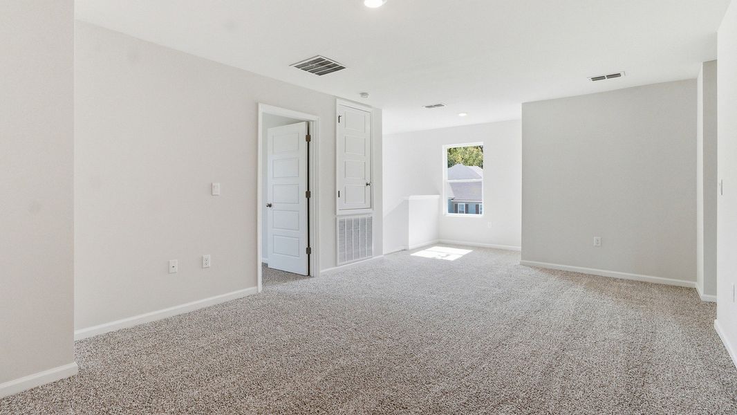 Spacious, unfurnished interior of a new home in Greystone, Crawfordville (Image 19). Spacious, unfurnished interior of a new home in Greystone, Crawfordville (Image 19).