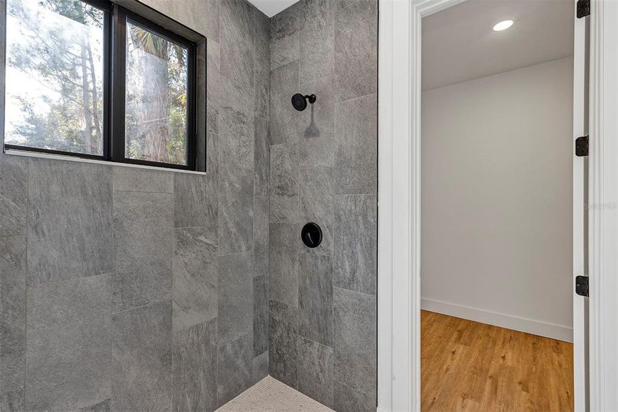 Spacious, unfurnished interior of a new home in , Port Charlotte (Image 37). Spacious, unfurnished interior of a new home in , Port Charlotte (Image 37).