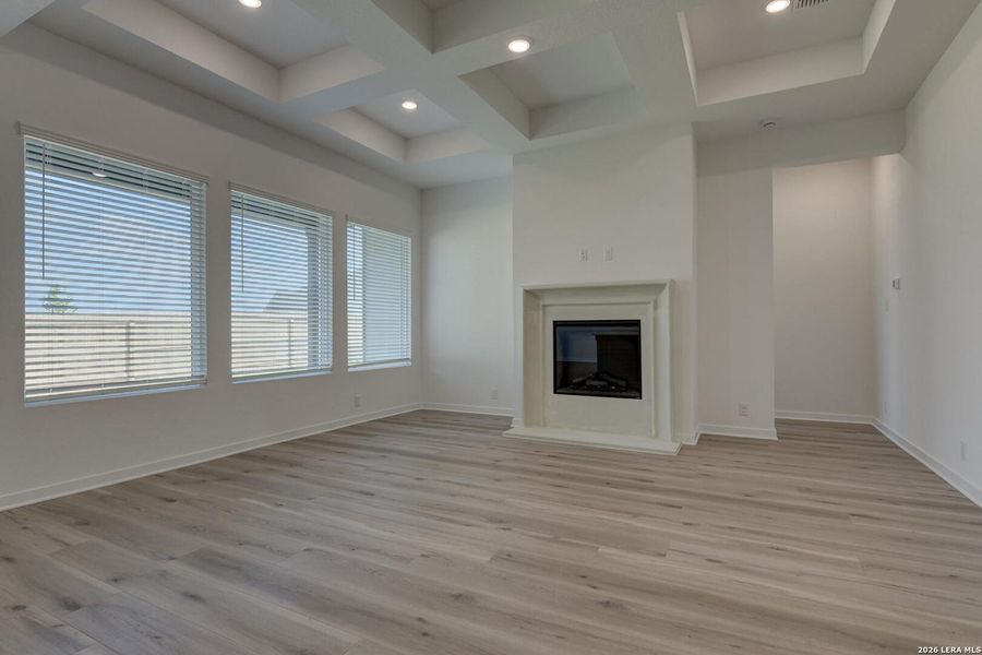 Spacious, unfurnished interior of a new home in Saddlebrook Ranch, Schertz (Image 32).