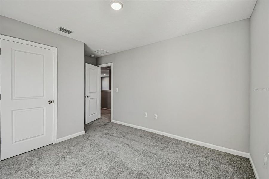 Spacious, unfurnished interior of a new home in Estates at Rivercrest, Sanford (Image 12).