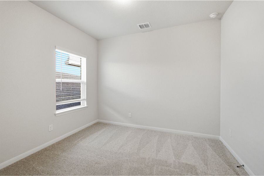 Spacious, unfurnished interior of a new home in Notting Hill, Converse (Image 25).