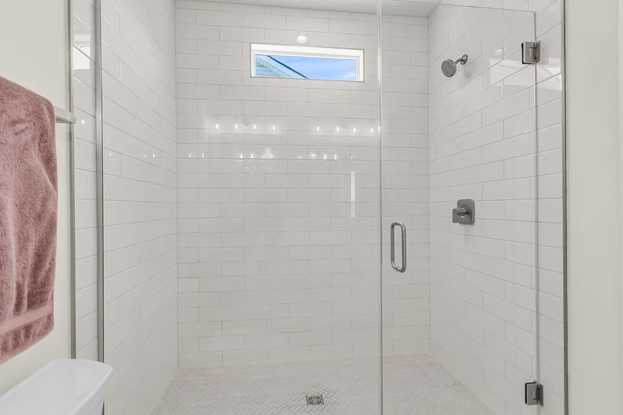 Image 32 of a home in .