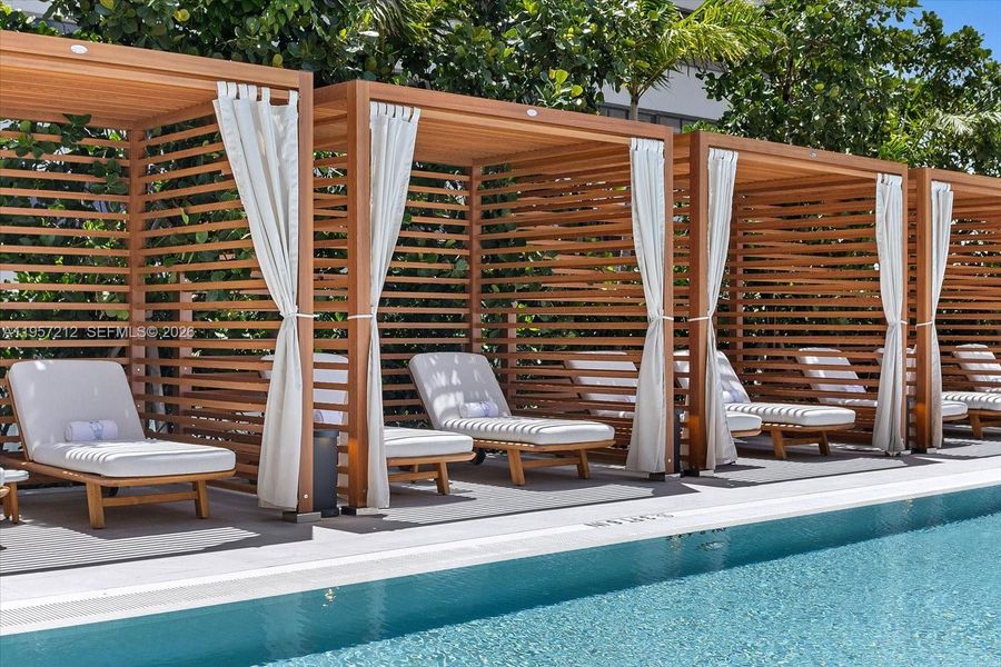 Community amenities in , Miami (Image 36). Community amenities in , Miami (Image 36).