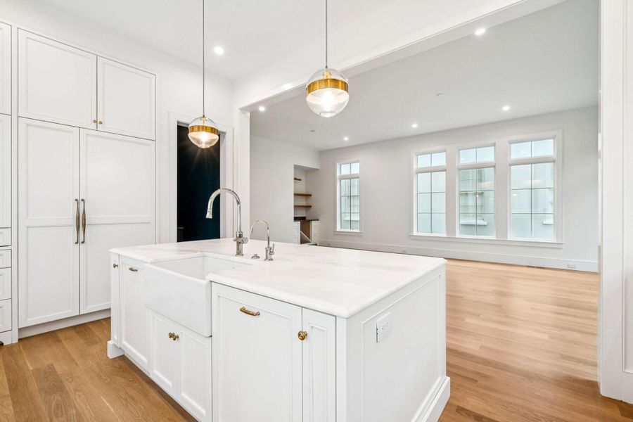 Furnished interior view inside a new home in , Charleston (Image 31).