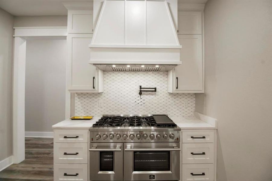Furnished interior view inside a new home in , Bullard (Image 12).