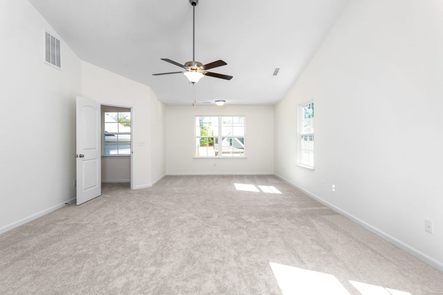 Representative unfurnished interior of a home built from the Fairfield by Keystone Homes NC in Royal Pines, Trinity (Image 37).