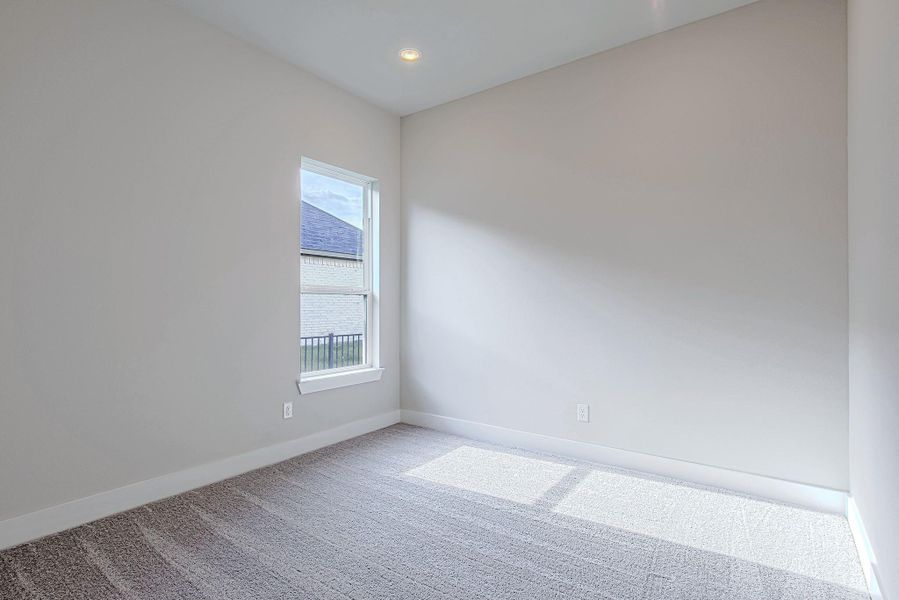 Spacious, unfurnished interior of a new home in WaterStone, Montgomery (Image 27). Spacious, unfurnished interior of a new home in WaterStone, Montgomery (Image 27).