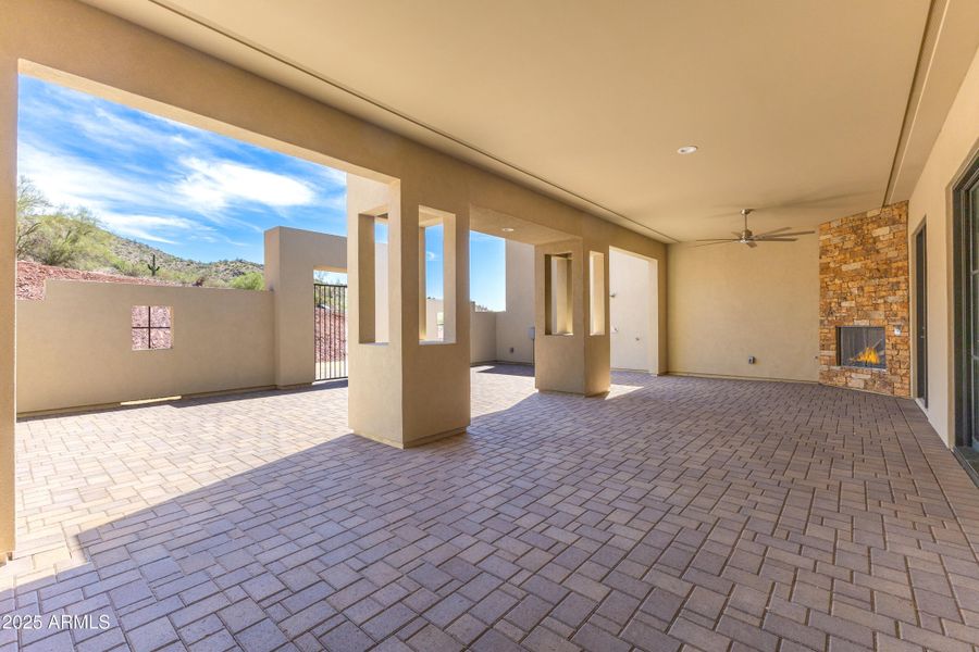 Front Courtyard Front Courtyard