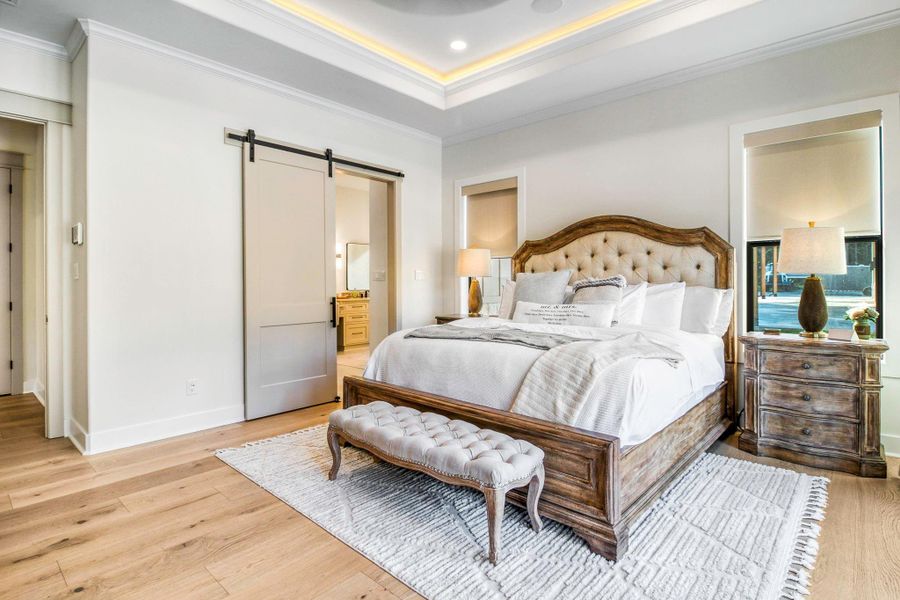 Furnished interior view inside a new home in , Onalaska (Image 9).